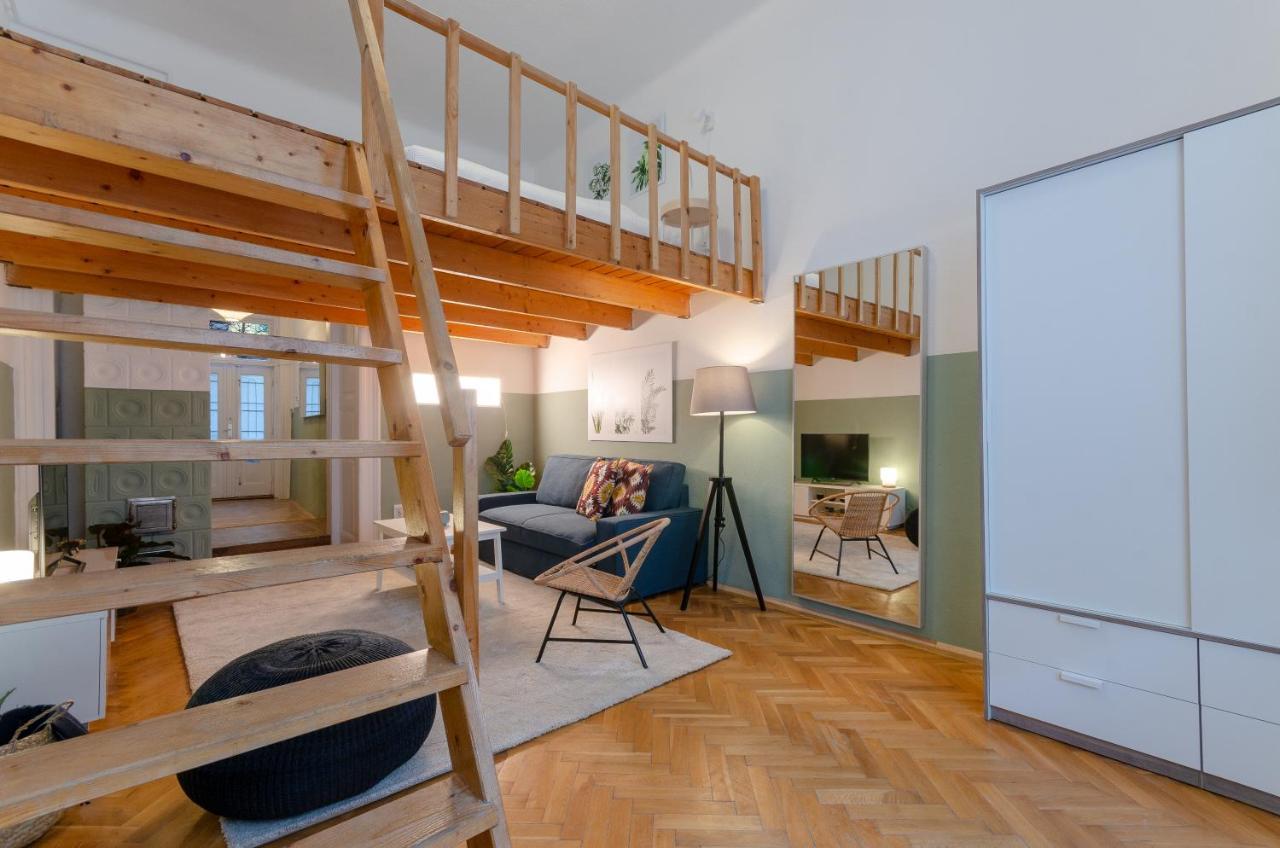 Cosy Apartment In Central District. Boedapest Buitenkant foto