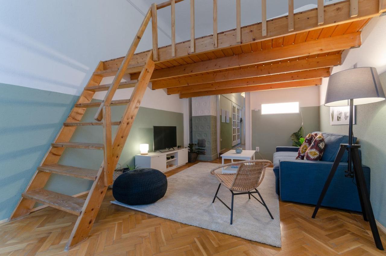 Cosy Apartment In Central District. Boedapest Buitenkant foto
